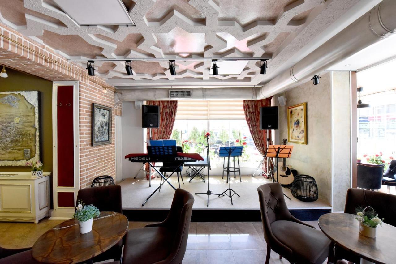 Hotel Hymeti'S Palace Pogradec Exteriér fotografie